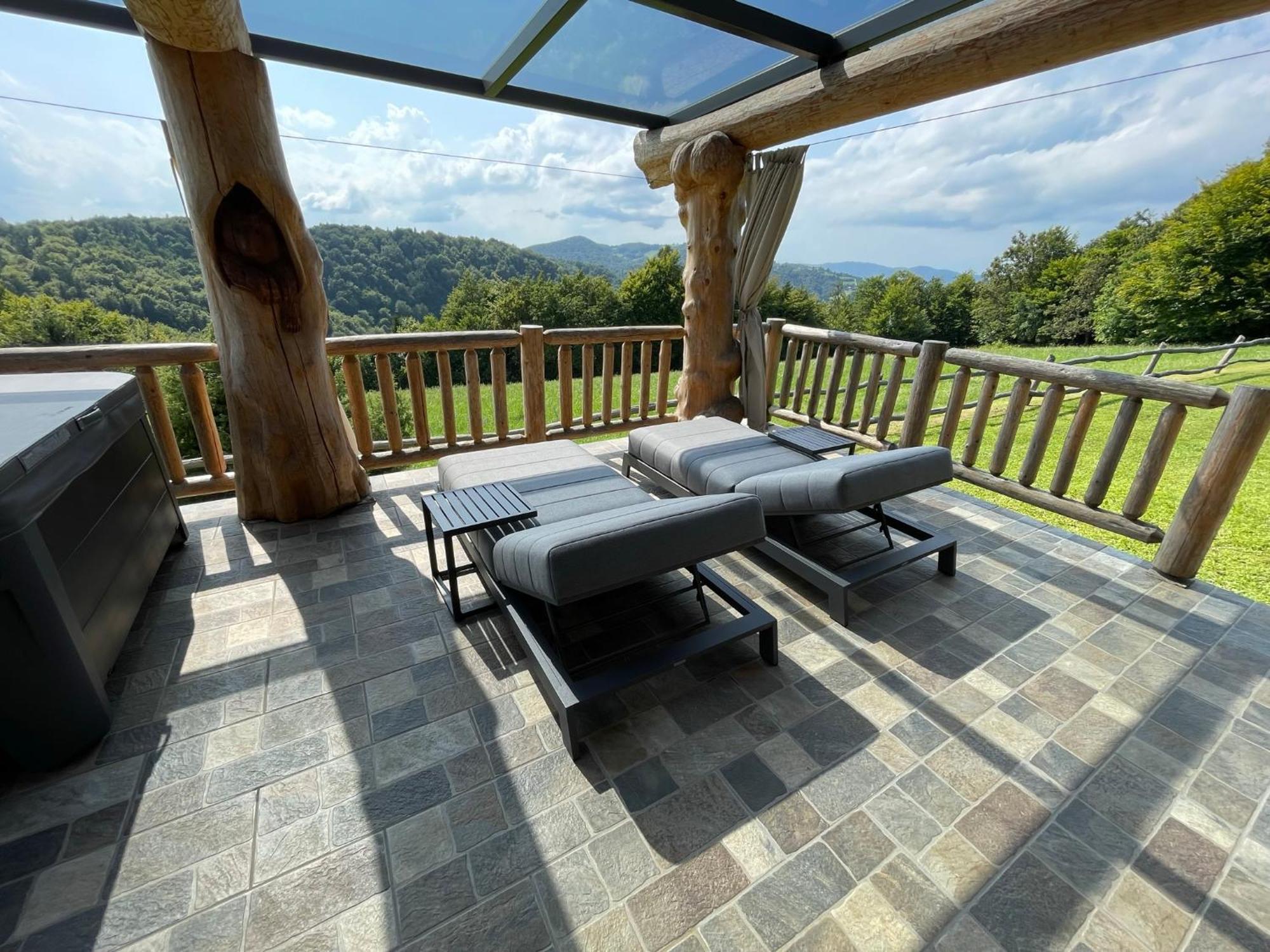 Holiday Home Ernest Zelezni With Hot Tub Ivancna Gorica ภายนอก รูปภาพ